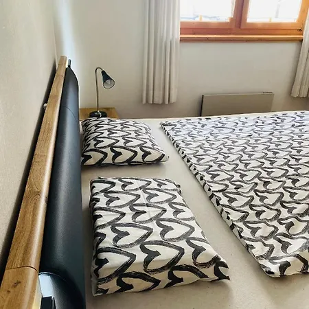 Mountain Getaway Sedrun Apartment *