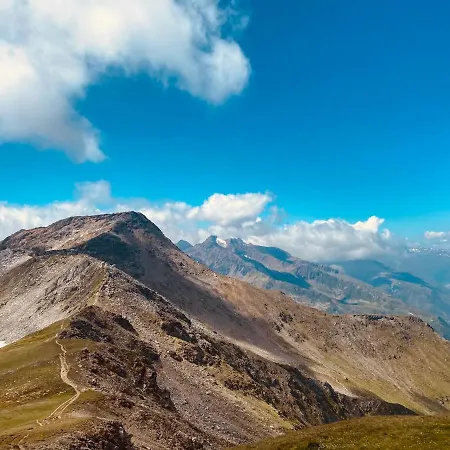 Mountain Getaway Sedrun Lägenhet